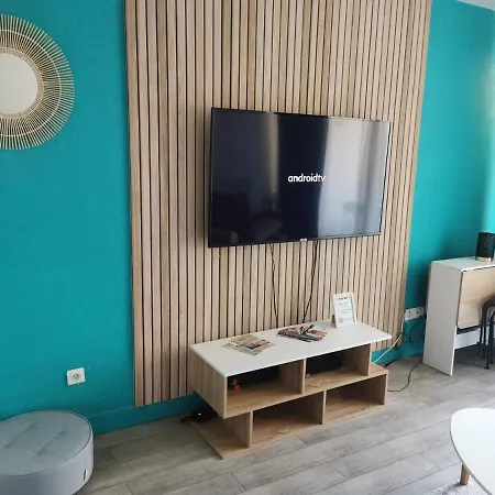 Apartman Le Grand Bleu, Motte, *